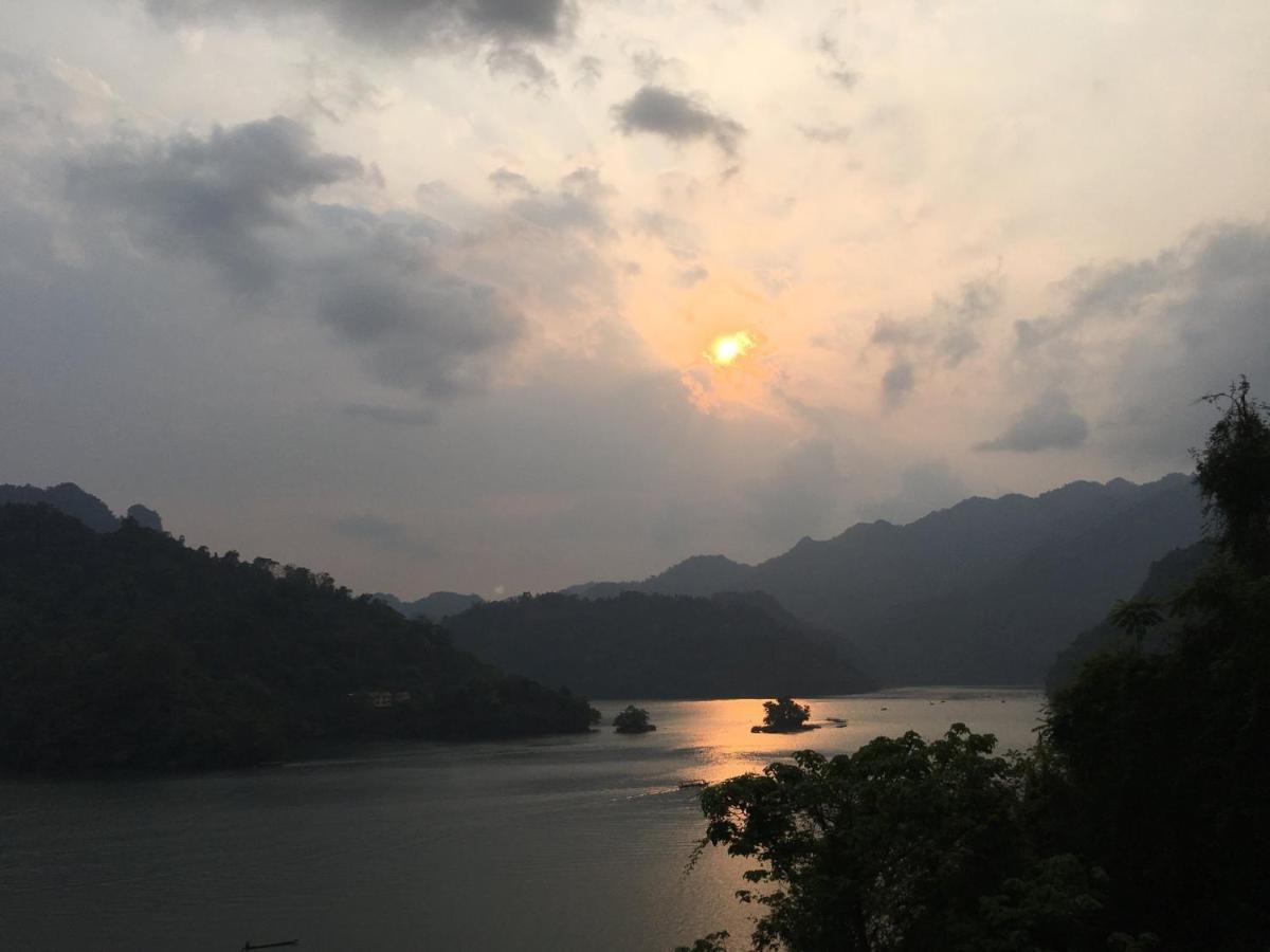 Hoang Quan Homestay Ba Be Exterior foto